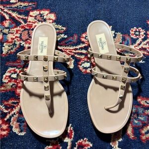 Valentino Women's Beige rockstud sandals size 37